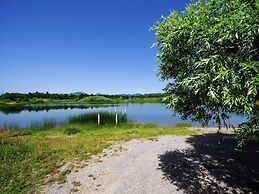 Comfortable Cottage Near Lake in Lovinac