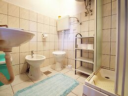 Cottage in Lovinac for 6 Person