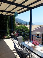 Bohemia Beach House Villa Near North-east Coast