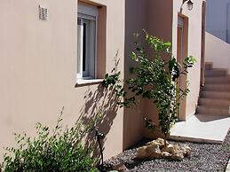 Pretty Holiday Home in Grays near Chafford Gorges Nature Park