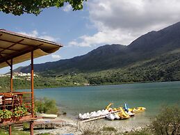 Pretty Holiday Home in Grays near Chafford Gorges Nature Park