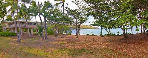 Moloa'a Bay Villa and Cottage