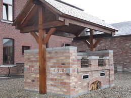 Holiday Home in Cul-des-sarts Near Forest