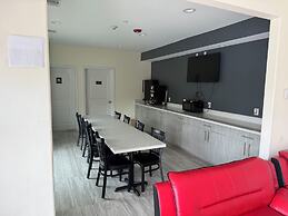 REGENCY INN AND SUITES