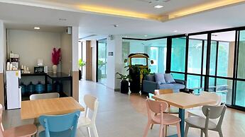 Rico Hotel Ratchadapisek 32