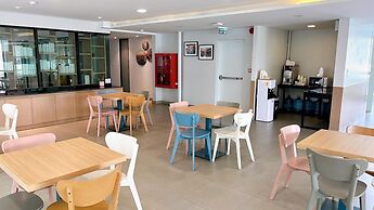 Rico Hotel Ratchadapisek 32