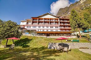 Summit Khangri Karpo Retreat and Spa
