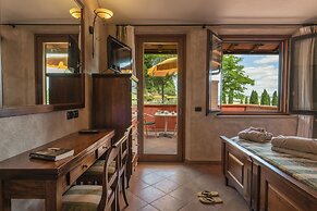 Casanova - Panoramic Rooms and Suites