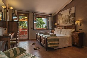 Casanova - Panoramic Rooms and Suites