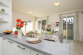 Torbole Relax, Pool & Balcony Apartment