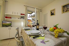 Torbole Relax, Pool & Balcony Apartment
