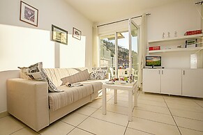 Torbole Relax, Pool & Balcony Apartment