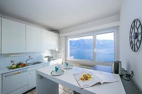 Bellevue apartment