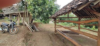 Dempak Indah Camp and Resort