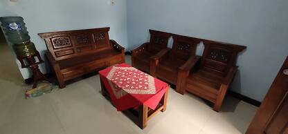 Homestay Griya Merpil - Hostel