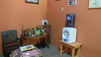 Klakat Bambu Homestay - Hostel