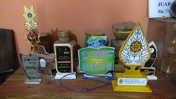 Klakat Bambu Homestay - Hostel