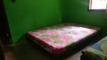 Klakat Bambu Homestay - Hostel