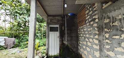 Natural Stone Homestay Syariah - Hostel