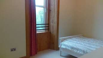 Central 3 double bed apartment