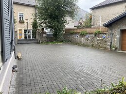 A Deux Pas du Rhéby