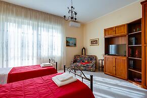 Blundo Family Apartment by Wonderful Italy