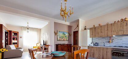 Blundo Family Apartment by Wonderful Italy