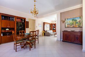 Blundo Family Apartment by Wonderful Italy