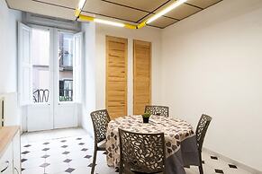 Classic Style Duplex Apartment