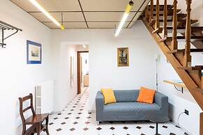 Classic Style Duplex Apartment