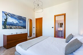Duomo XI Apartment by Wonderful Italy