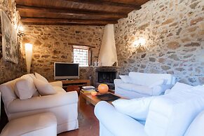 Relax at the Swimming Pool by Wonderful Italy