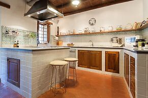 Relax at the Swimming Pool by Wonderful Italy