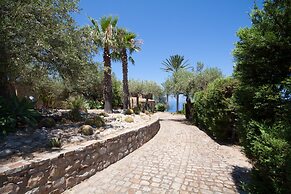 Relax at the Swimming Pool by Wonderful Italy