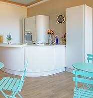 Seaview Rooms in the city center by Wonderful Italy