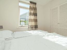 Cozy, Detached Holiday Home With Terrace, Near the Sea