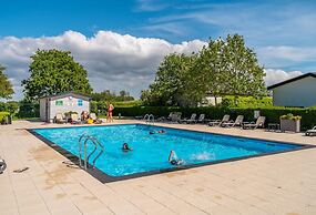 Neat Chalet With Microwave Near the Beach in Egmond