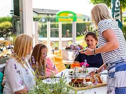 Neat Chalet With Microwave Near the Beach in Egmond