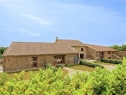 Spacious Estate in Roussines