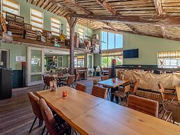 Comfortable Chalet With Dishwasher, Near the Beach