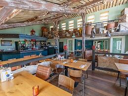 Comfortable Chalet With Dishwasher, Near the Beach