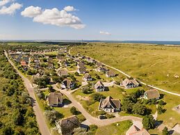 Comfortable Chalet With Dishwasher, Near the Beach