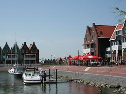 Restyled Apartment on the Markermeer