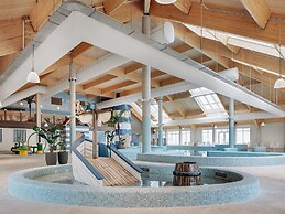 Modern Lodge Near the Beach