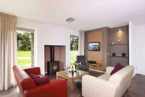 Spacious Holiday Home With Garden