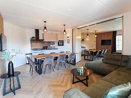 Detached Bungalow with Decorative Fireplace near Veluwe