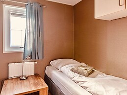 Holiday Home With Terrace in Giethoorn