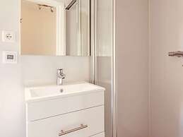 Holiday Home With Terrace in Giethoorn