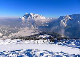 Apartment With Ski-storage, Parking & Garden