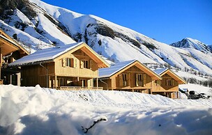 Alpine Retreat With Terrace